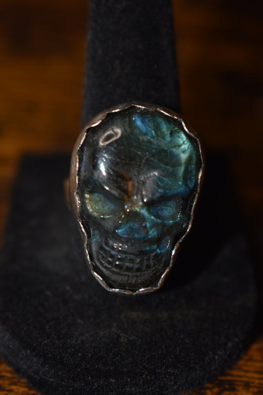 Labradorite skull ring